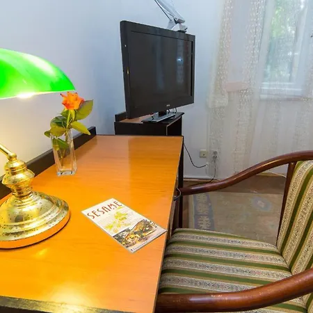 Sesame Bed & Breakfast