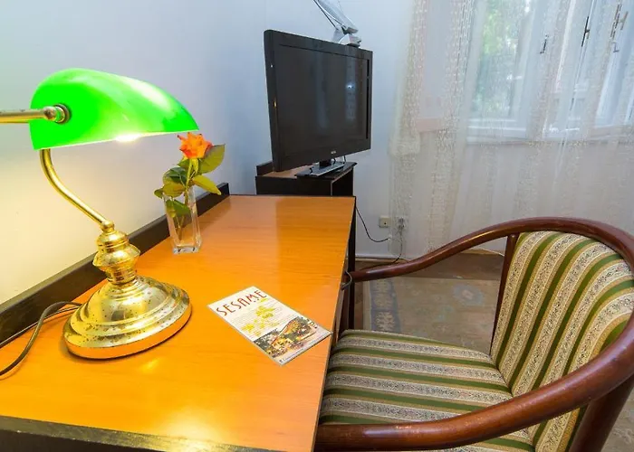 Sesame Bed & Breakfast