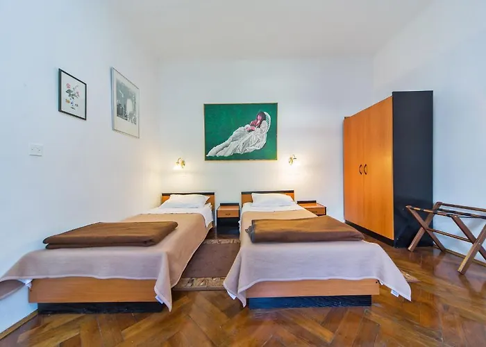 Sesame Bed & Breakfast